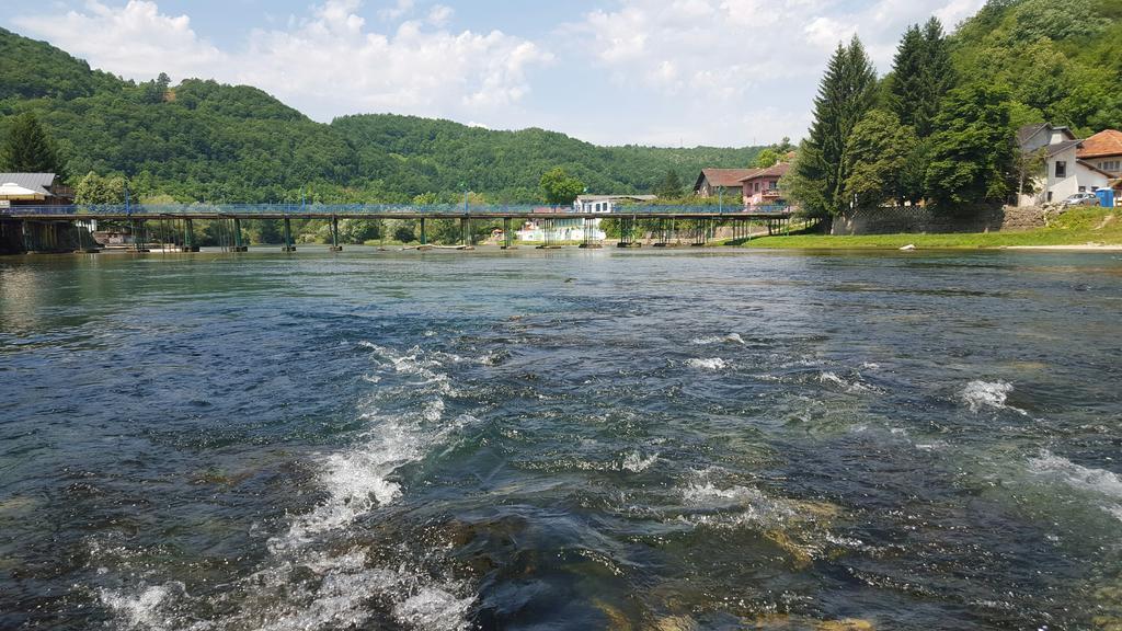 Apartment Sajra Kulen Vakuf Zewnętrze zdjęcie