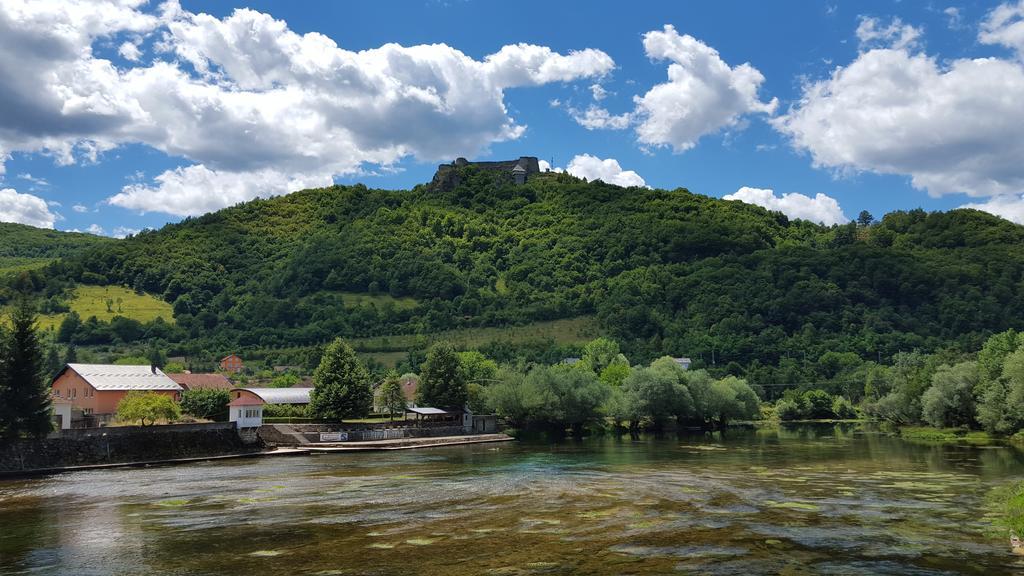 Apartment Sajra Kulen Vakuf Zewnętrze zdjęcie