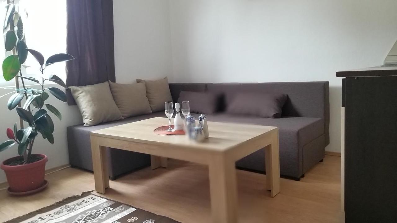 Apartment Sajra Kulen Vakuf Zewnętrze zdjęcie